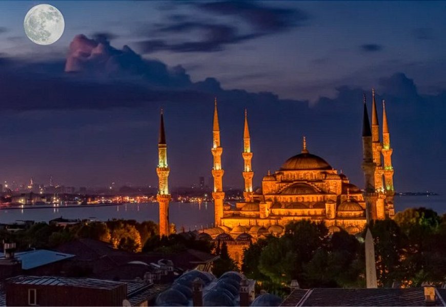 Perşembe Gününün Fazileti ve Okunması Tavsiye Edilen Dualar ile Sureler